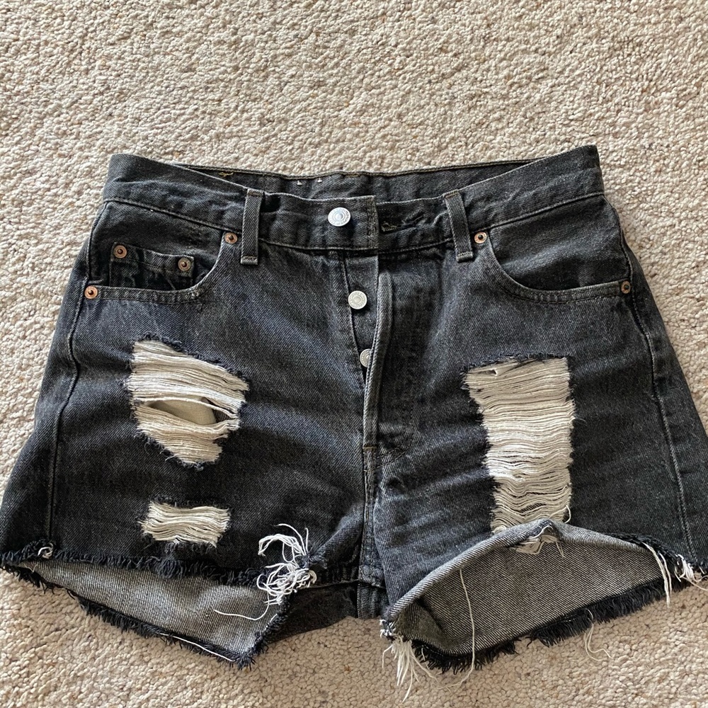 Levi cutoffs